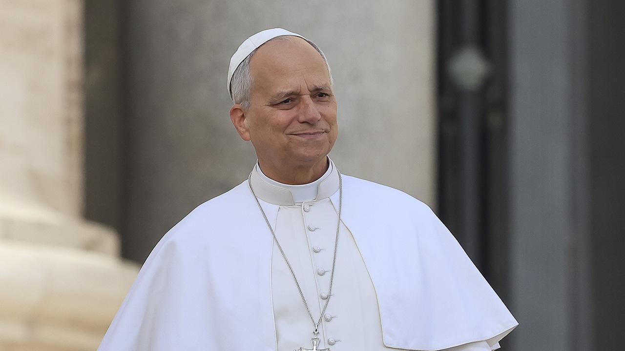 Papa'dan kendisine hakaret eden Trump'a yanıt geldi