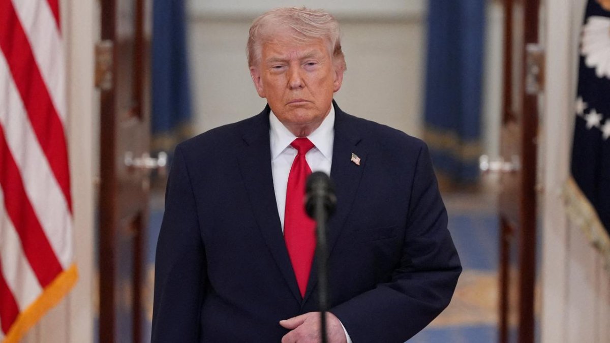 Trump'tan sürenin dolmasına saatler kala yeni oyun: İran'la çatışmalar sona erdi