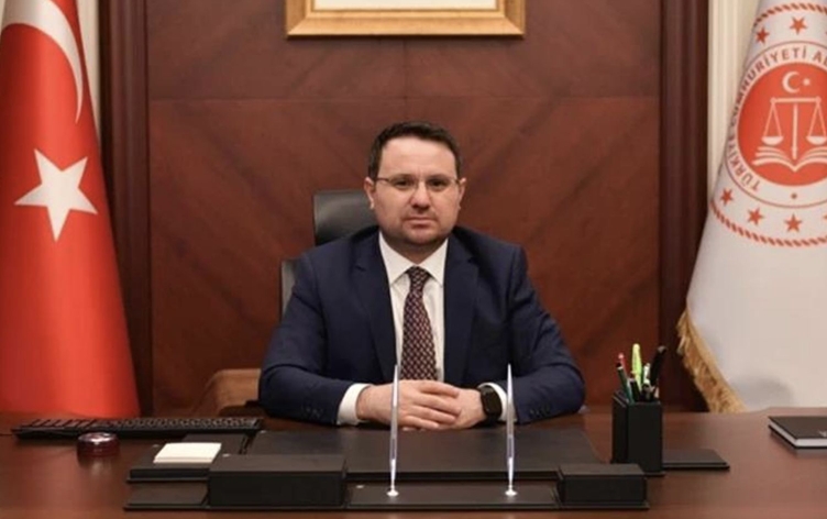Akın Gürlek'ten 'faili meçhul cinayetler' açıklaması: '1993 karanlık bir dönemdi'
