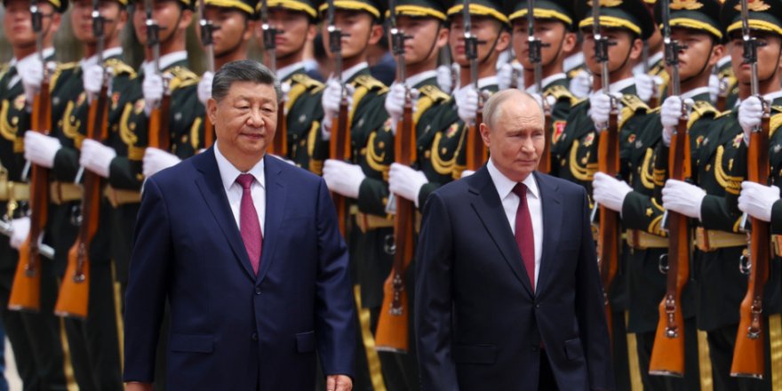 Putin, Çin lideri Xi ile bir araya geldi