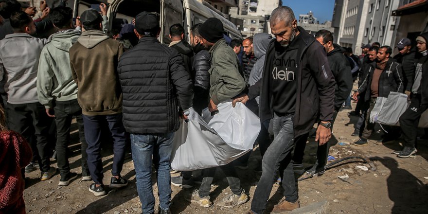 Siyonist teröristler Gazze'ye aralıksız saldırıyor