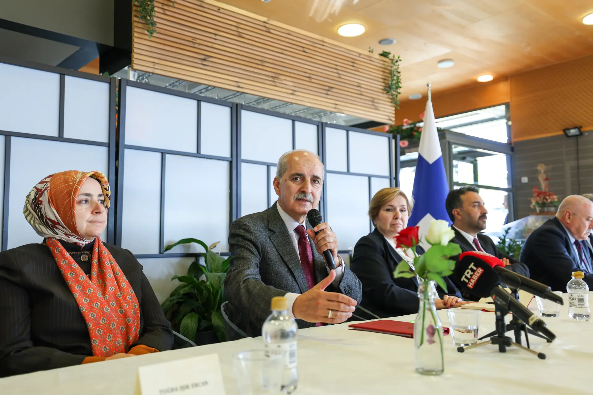 Kurtulmuş’tan süreç açıklaması: Siyaset üzerine düşen sorumluluğu yerine getirecek