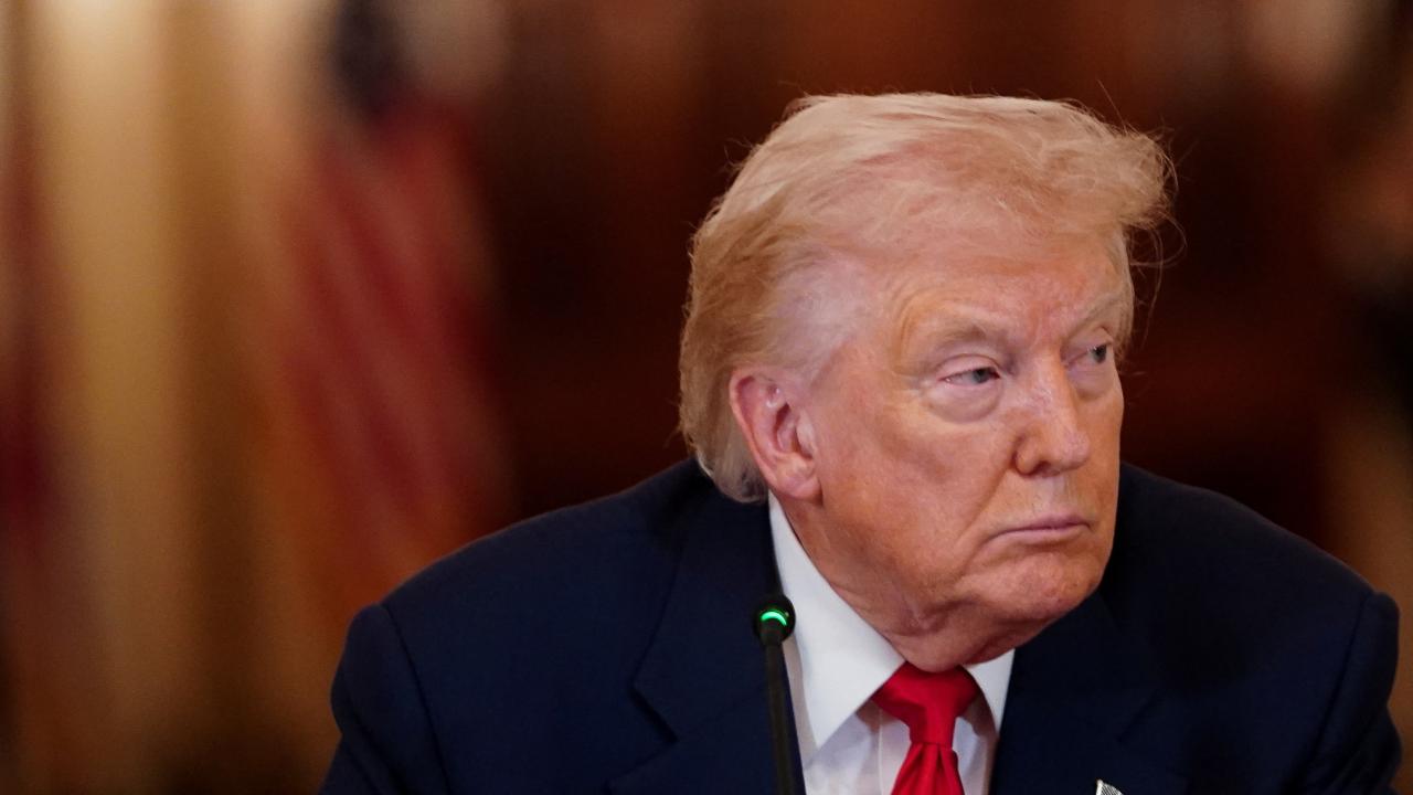 Trump: Lübnan, Hizbullah ve İsrail dahil tüm cephelerde tam bir ateşkes bekliyoruz