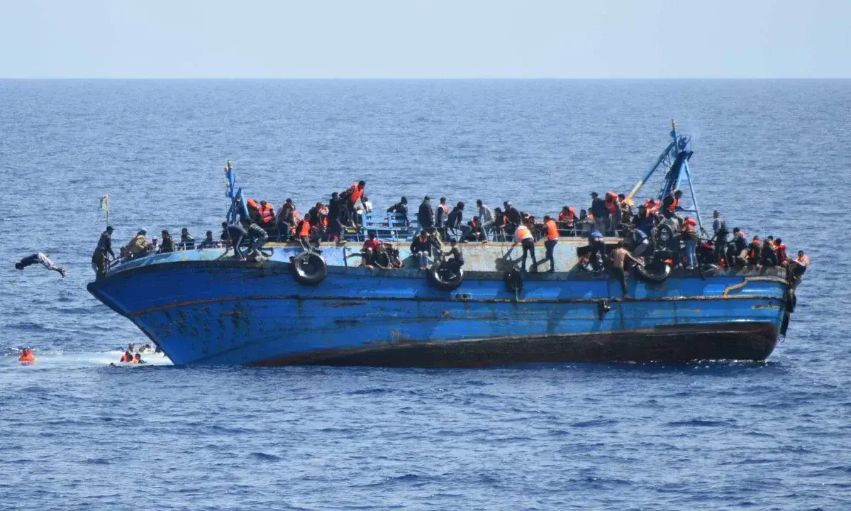 Akdeniz’de bir tekne daha battı: 51 göçmenden haber alınamıyor