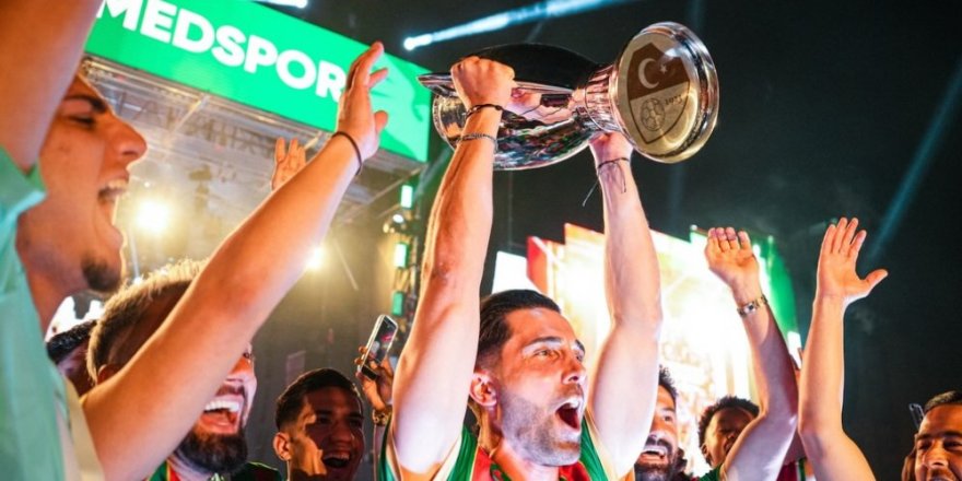 Amedspor’un Anlattığı: Kürtler, Hem Daha Kürt Hem Daha Türkiyeli Oldular