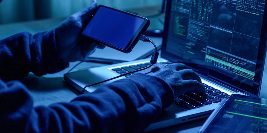 Pegasus casus yazılımını soruşturan AP milletvekilinin telefonu da Pegasus'la hacklenmiş