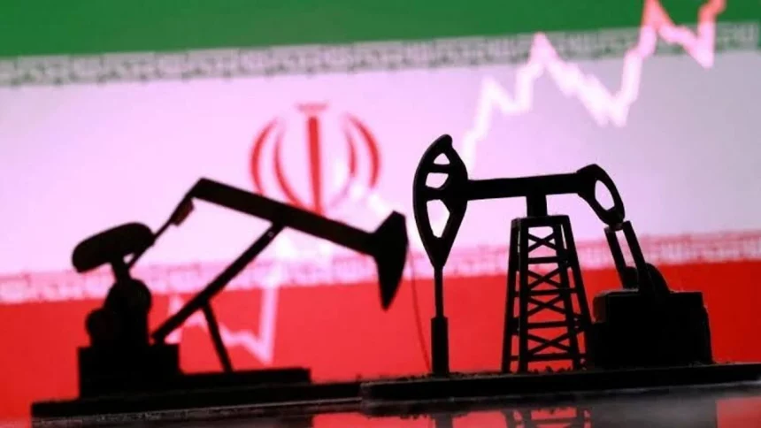 İran: ABD Yaptırımlarına Rağmen Petrol İhracatı Sürüyor