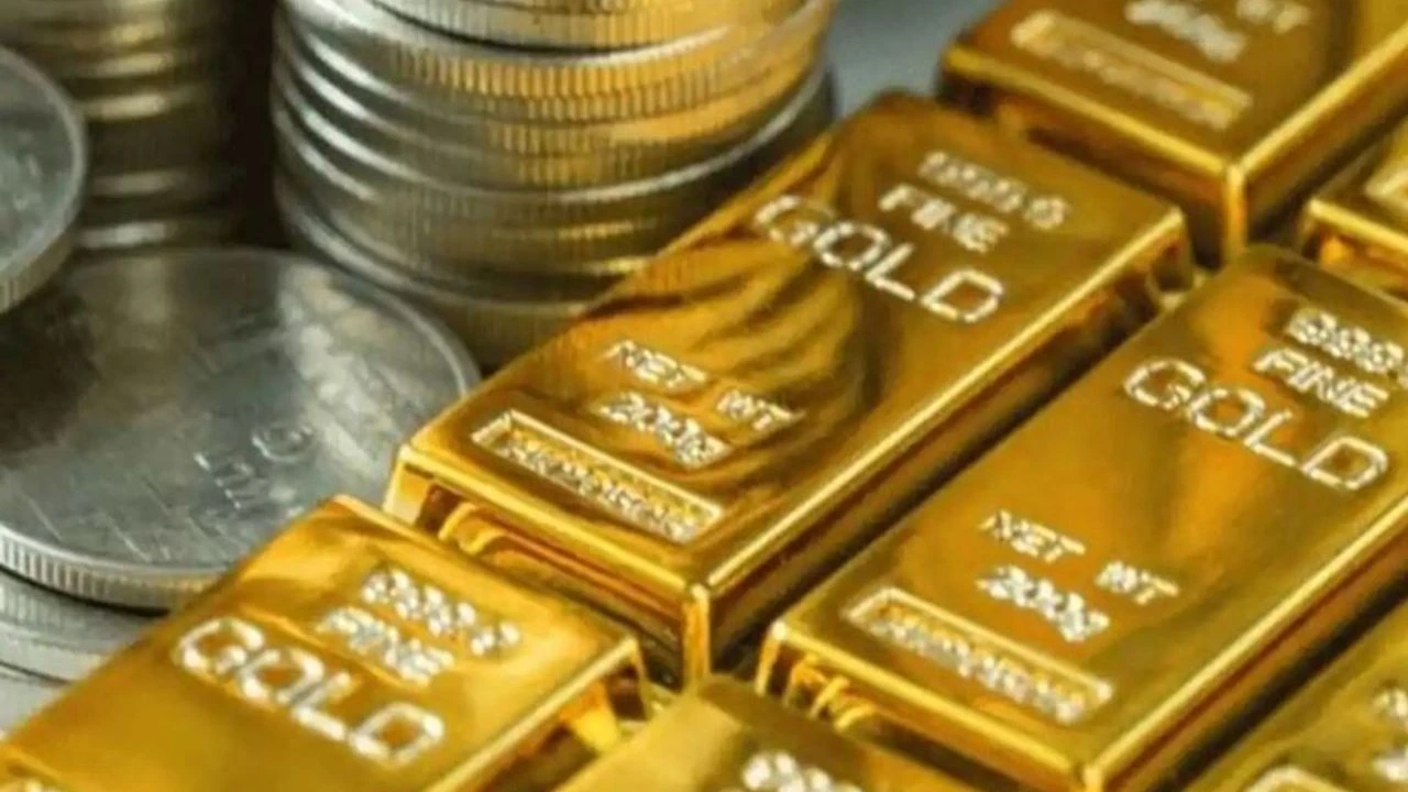 Altında düşüş sürüyor: Ons altın 4 bin 30 doların altına geriledi