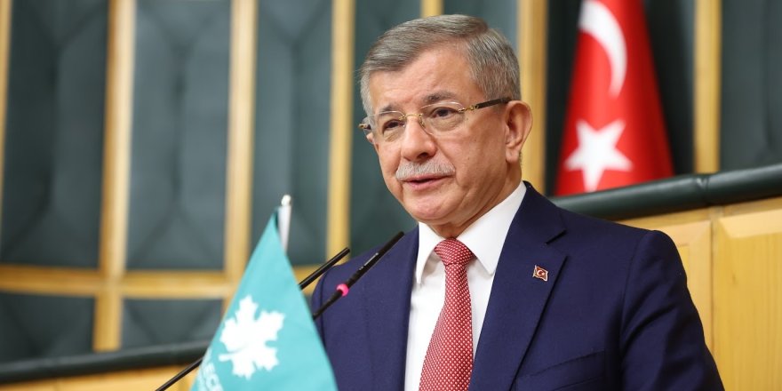 Davutoğlu siyasetten çekildiğini açıkladı