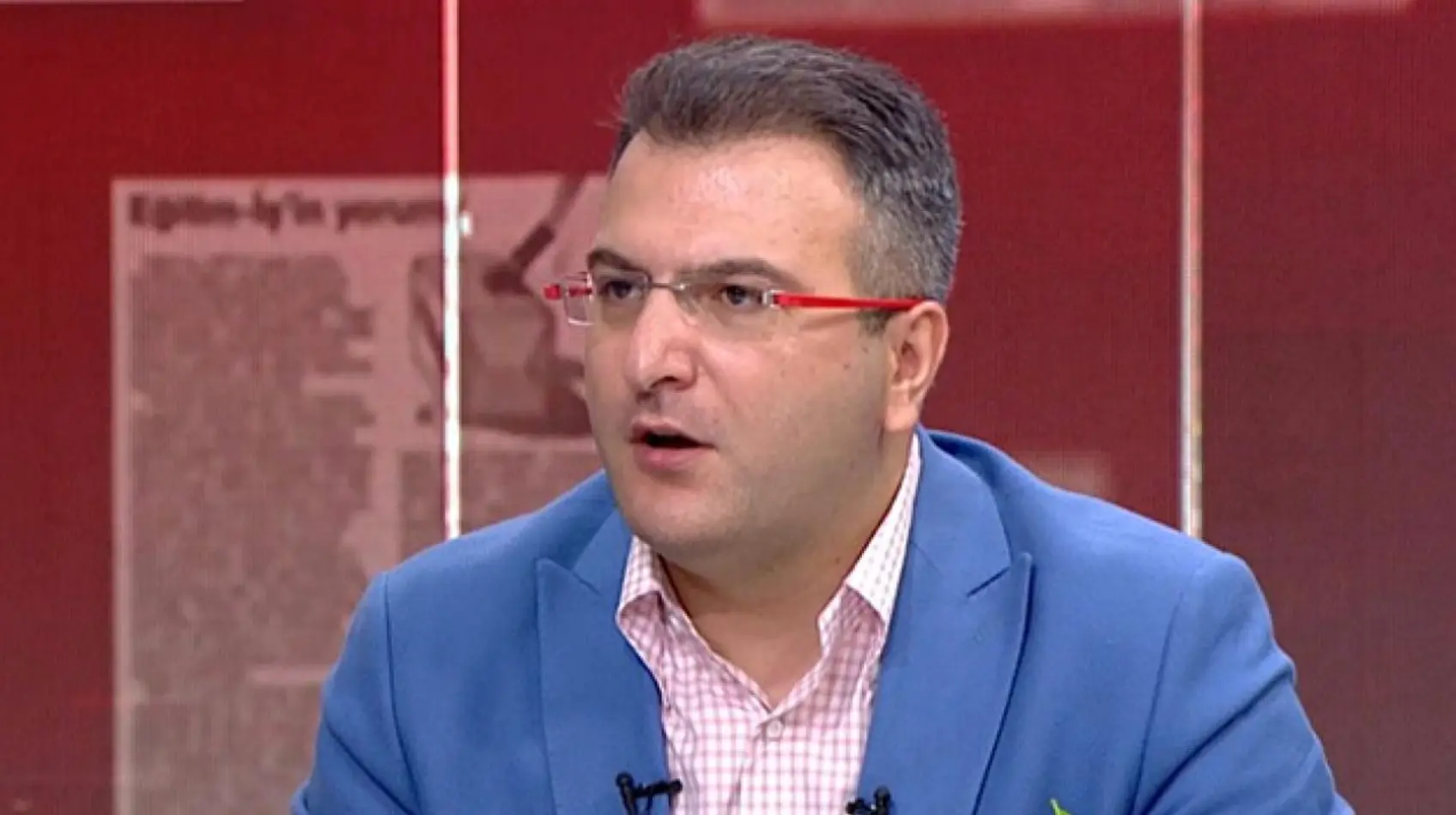 Gazeteci Cem Küçük tutuklandı