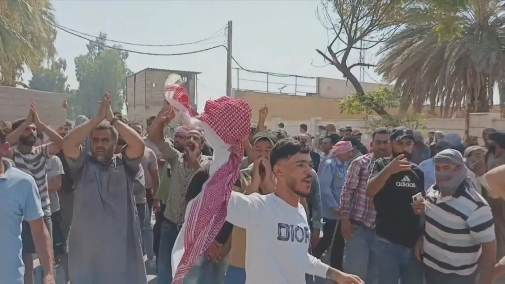 Alîkariya ji bo koçberên Serê Kaniyê hat zêdekirin