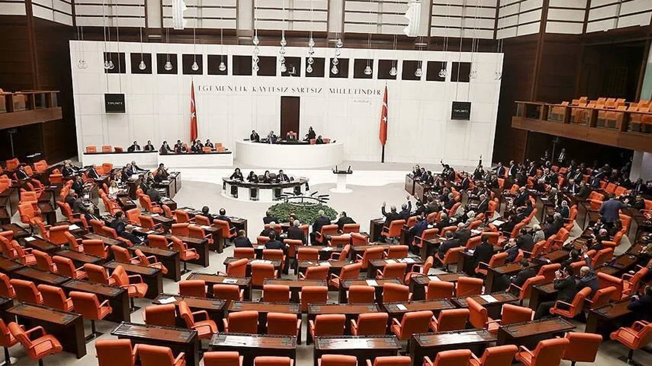 Meclis çerçeve yasayı görüşüyor