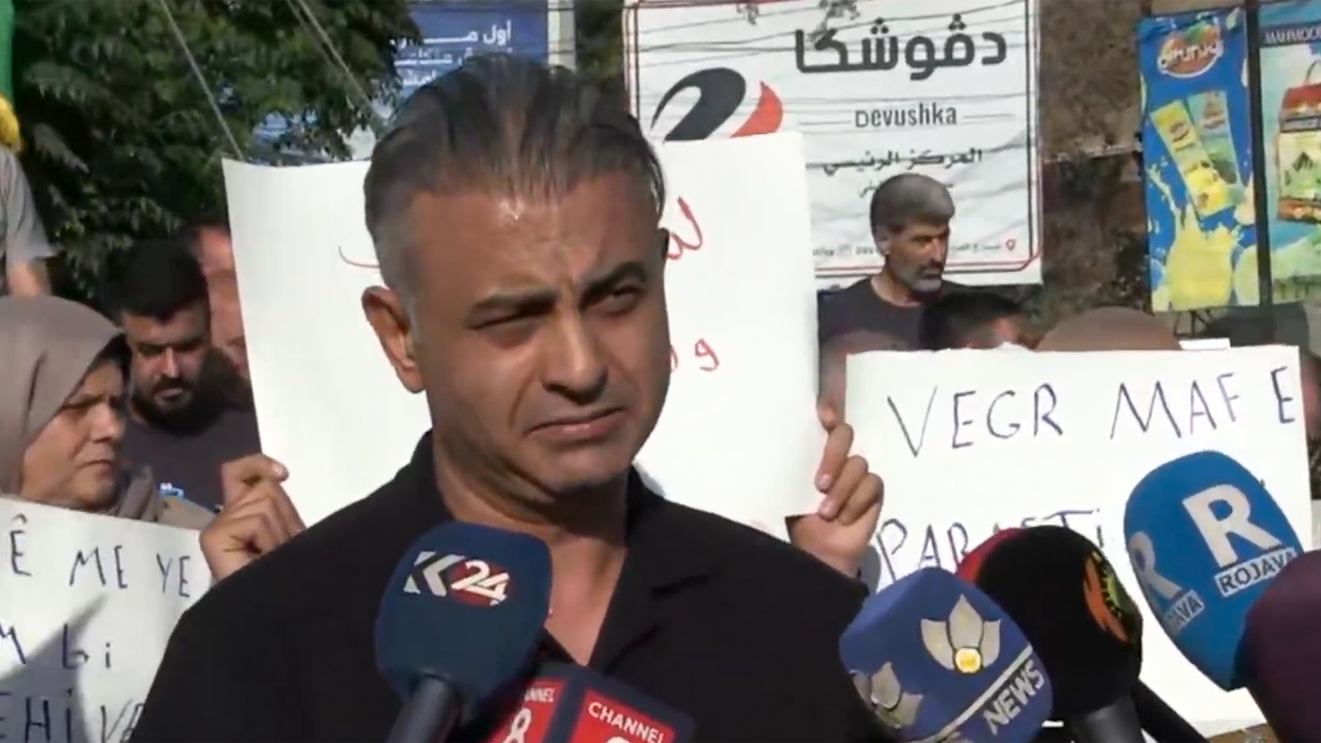 Komîteya Koçberên Serê Kaniyê: Hikûmeta Şamê ji ewlehiya koçberên vegeriyayî berpirsiyar e