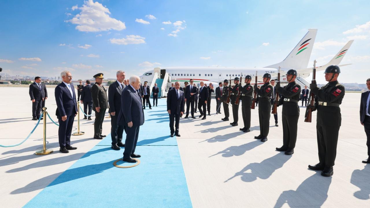 Filistin Devlet Başkanı Abbas Ankara'ya geldi