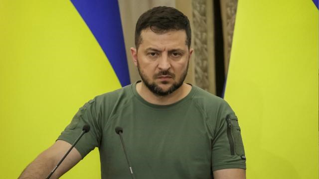 Zelenskiy: Rusya'yı iradeyle, teknolojiyle ve dirençle yeniyoruz