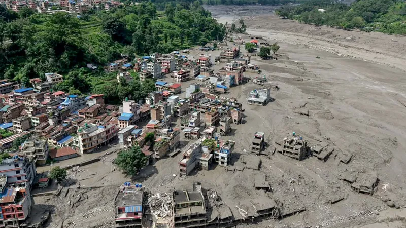 Nepal'deki sel felaketinde ölü sayısı 903'e yükseldi