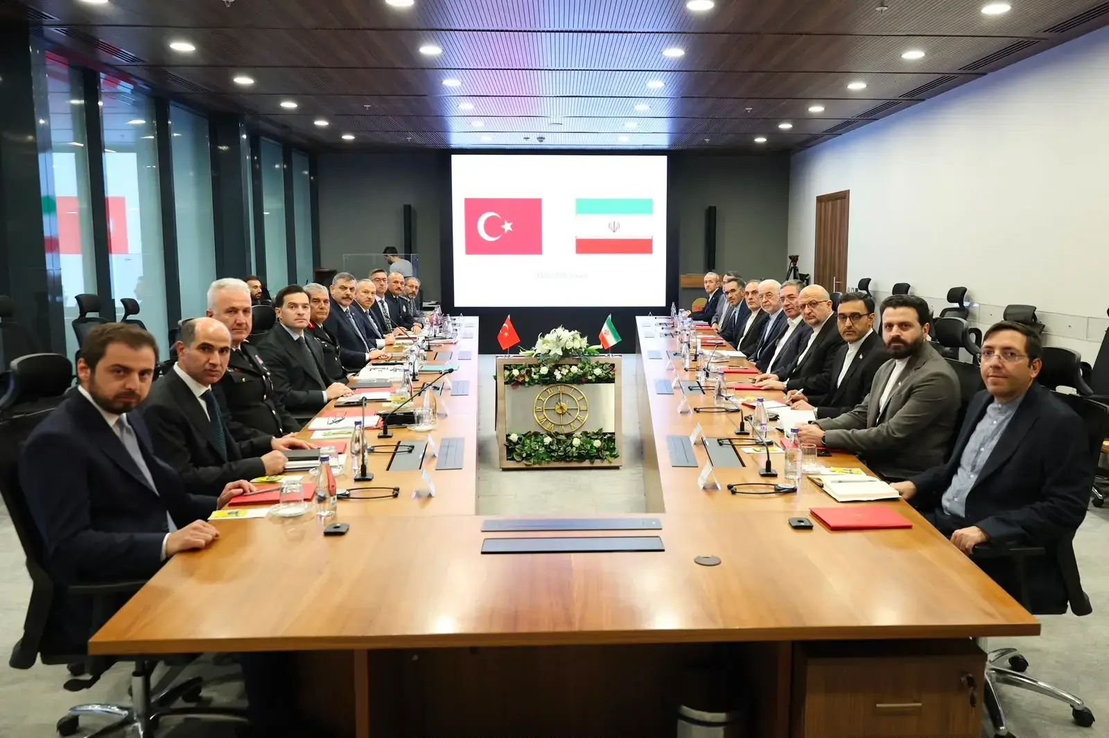 Wezîrê Karên Navxwe yê Îranê: Divê PKK û PJAK çekên xwe deynin