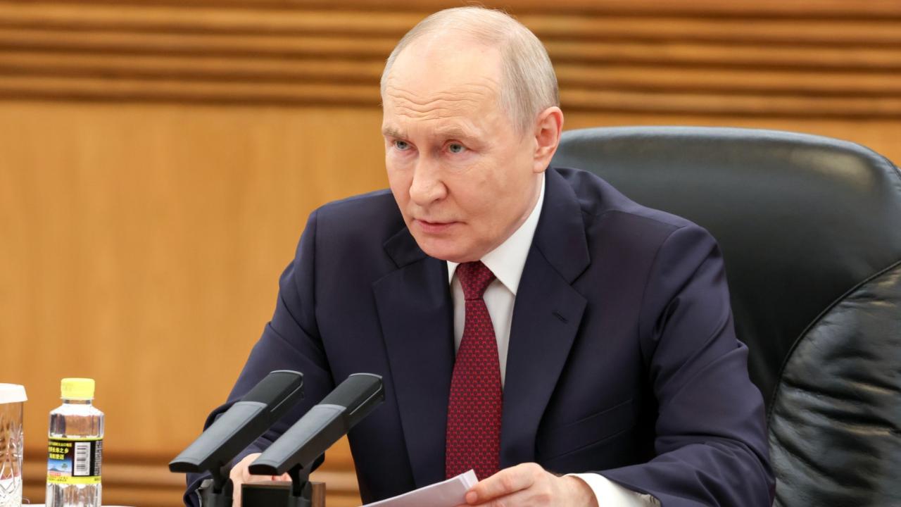 Putin: Kiev yönetiminin müzakere etme niyeti yok