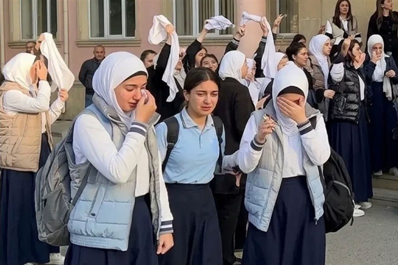 Uluslararası Af Örgütü’nden Azerbaycan’a Tesettür Yasağı Tepkisi