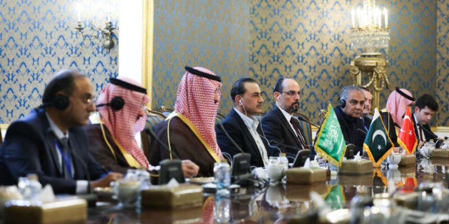 Tahran'da Mekke İttifakı toplantısı