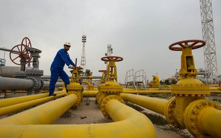 Irak Petrol Bakanı: Petrol ihracatının yeniden başlaması için Türkiye ile müzakere ediyoruz