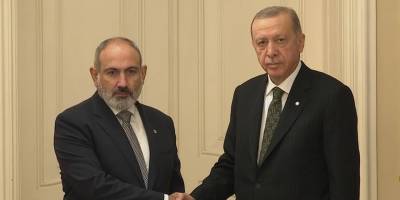 Cumhurbaşkanı Erdoğan, Paşinyan ile görüştü