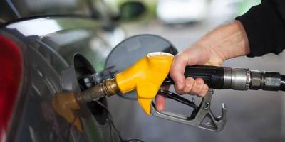 Benzin ve motorine zam geldi
