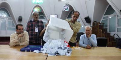 İran'da cumhurbaşkanı seçimi ikinci tura kaldı