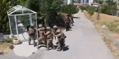 Zehir tacirlerine 26 ilde operasyon: 91 gözaltı