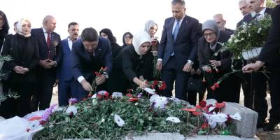 Bakanlar Narin'in kabrini ziyaret etti