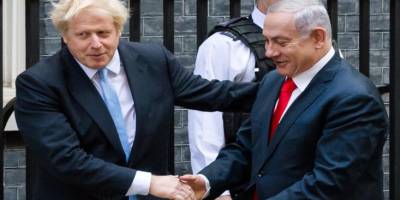 Boris Johnson: Netanyahu banyoma dinleme cihazı yerleştirdi