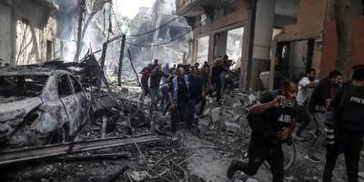 Siyonist İsrail Gazze'de Okula Saldırdı