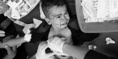 Gazzeli çocuklar yine bombaların hedefinde