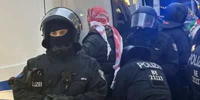 Alman polisi Filistin'e destek gösterisini durdurdu