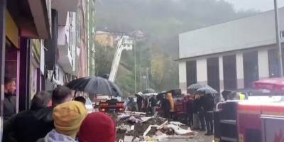 Rize'de heyelan: Ölü ve yaralılar var