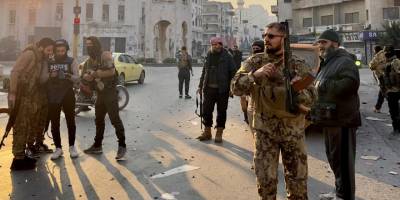 Suveyda il merkezi, muhaliflerin kontrolüne geçti