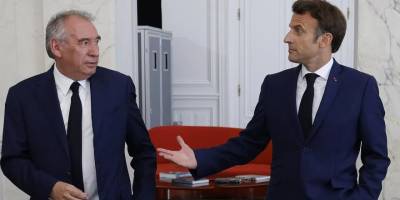 Fransa'da Başbakan Bayrou yeni hükümeti kurdu