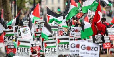 İngiltere’de Filistin destekçilerine protesto yasağı