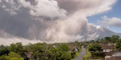 Ibu Yanardağı’nda uyarı seviyesi en üst düzeye çıkarıldı