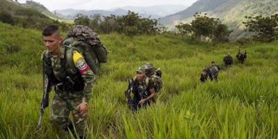 Kolombiya'da örgüt üyeleri arasında çatışma: 30 kişi öldü