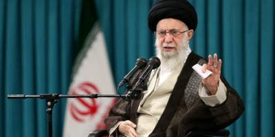 Hamaney: ABD’nin gülümsemesinin ardında düşmanlık var