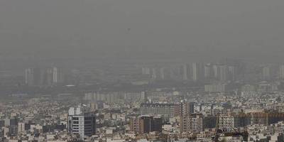Tahran'da hava kirliliği nedeniyle okullar tatil edildi