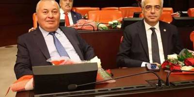 Salih Uzun ile Cemal Enginyurt CHP'ye katıldı