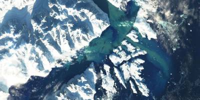 Grönland'de benzeri görülmemiş buz seli: 3 trilyon litre su serbest kaldı