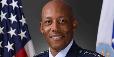 Trump, ABD Genelkurmay Başkanı Brown'ı görevden aldı