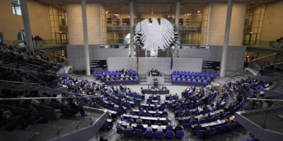 Almanya'da Türkiye kökenli 19 aday milletvekili seçildi