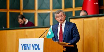 Davutoğlu: İktidar bana şahsi bir mesaj iletiyor