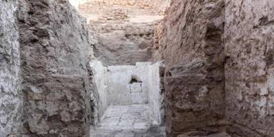 Mısır'da 3 bin 500 yıldan daha eski kraliyet mezarı bulundu