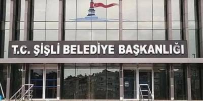 Şişli Belediyesi'nde kayyum krizi: Polis binaya girdi