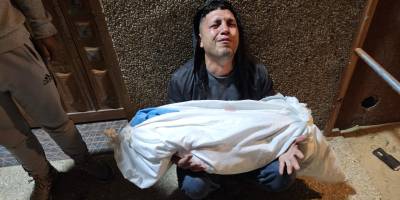 Katil İsrail Gazze'de 10 günde 322 çocuğu şehit etti